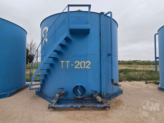 500 BBL VERTICAL TANK, SKID MOUNTED, STAIRS