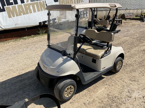 2018 EZ GO RXV GOLF CART 5506166