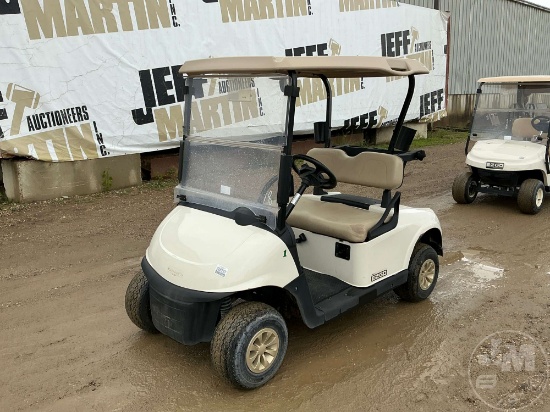 2018 EZ GO RXV GOLF CART 5469841