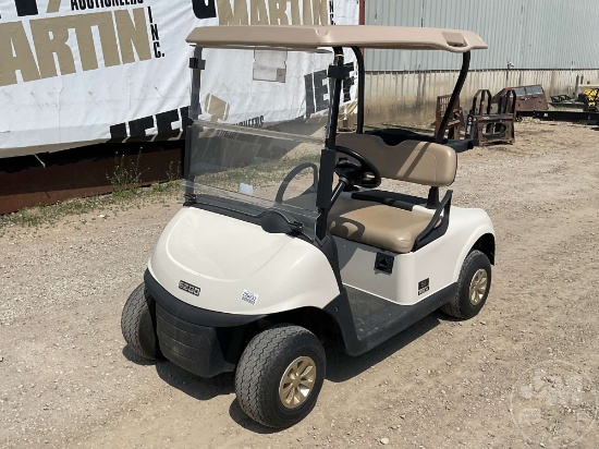 2019 EZ GO RXV GOLF CART 5522784