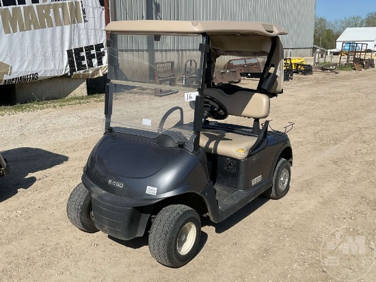 2016 EZ GO RXV GOLF CART 5387502