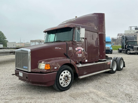 1993 WHITEGMC WIA TANDEM AXLE TRUCK TRACTOR VIN: 4V1WDBRH0PN666700