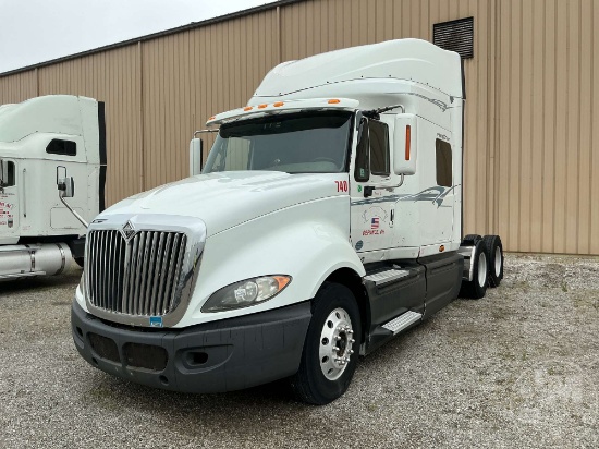2009 INTERNATIONAL LF627 TANDEM AXLE TRUCK TRACTOR VIN: 2HSCUAPR09C114539