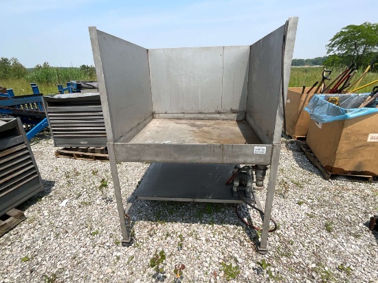 STAIN-LESS STEEL WASHING STATION WITH AIR LIQUID PUMP