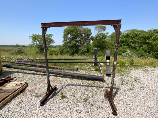 HOIST FRAME WITH CASTERS