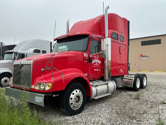 2003 INTERNATIONAL 9400I TANDEM AXLE SLEEPER TRUCK TRACTOR VIN: 2HSCNAPR03C077657