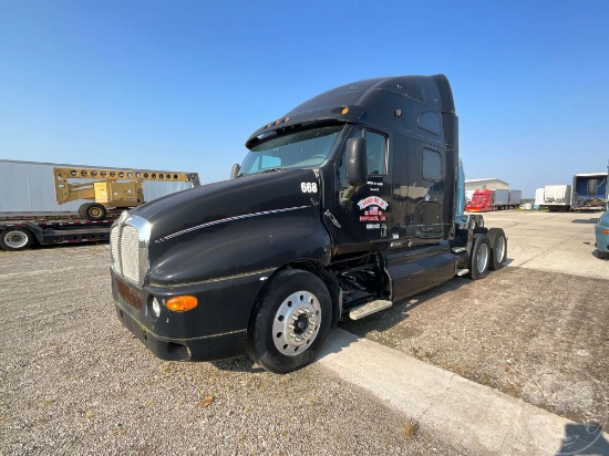 2000 KENWORTH T2000 T/A TANDEM AXLE SLEEPER TRUCK TRACTOR VIN: 1XKTDR9X6YJ855267