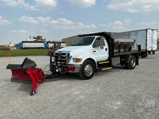2006 FORD F-650 SINGLE AXLE REGULAR CAB FLATBED TRUCK VIN: 3FRNF65Z26V251930