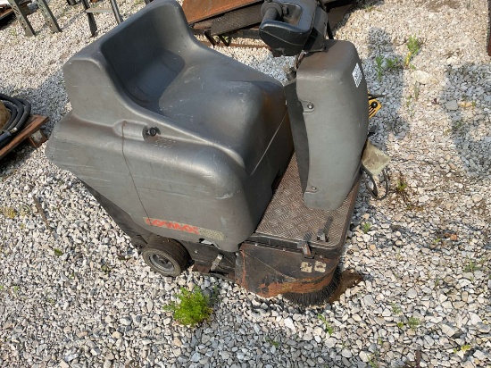 2006 SWEEPER SN: 206007595