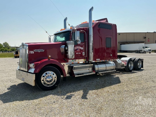 2008 KENWORTH W9 SERIES TANDEM AXLE TRUCK TRACTOR VIN: 1XKWDB9X28J232586