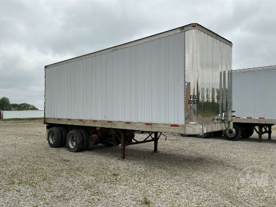 1999 TRAILMOBILE TRAILMOBILE TRAILER 28'X102" VAN TRAILER VIN: 1PT07AAE5X9017667