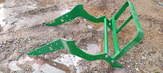 JOHN DEERE 6130M FRONT BRUSH GUARD