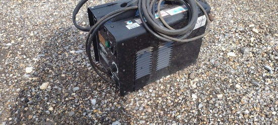 CHICAGO ELECTRIC MIG 170 WELDER