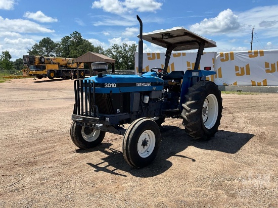1999 NEW HOLLAND 3010 TRACTOR SN: 703480M