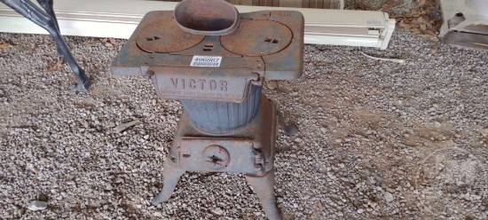 VICTOR STOVE