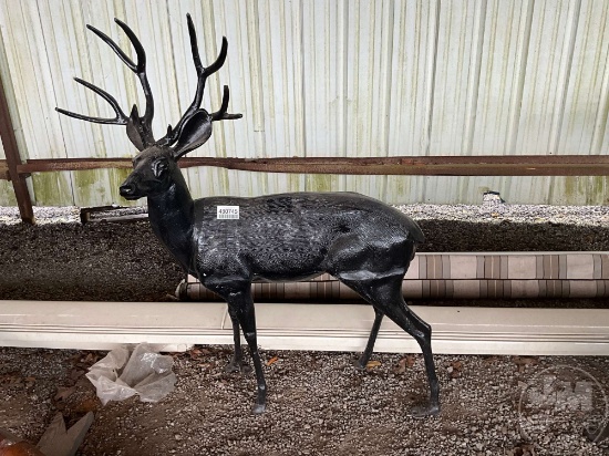 METAL STANDING DEER
