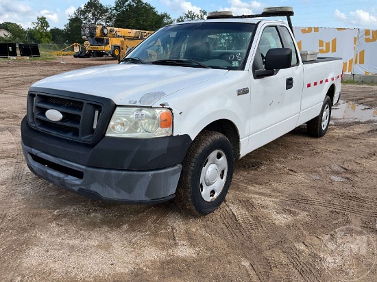 2008 FORD F-150 REGULAR CAB 4X2 PICKUP VIN: 1FTRF12W18KC02634