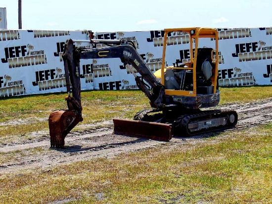 2014 VOLVO ECR38 MINI EXCAVATOR SN: VCECR380K00011994