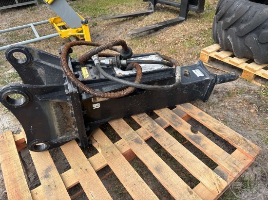 2016 DANDA D8A40 HYDRAULIC BREAKER