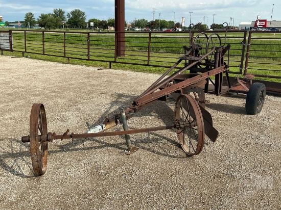 JD ADAMS & COMPANY  NO 3 ROAD PATROL  SN: 4877C PULL TYPE GRADER
