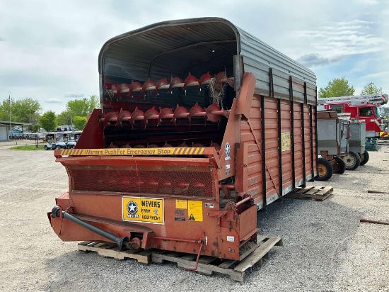 MEYERS 518SF SN: 845044 FORAGE BOX