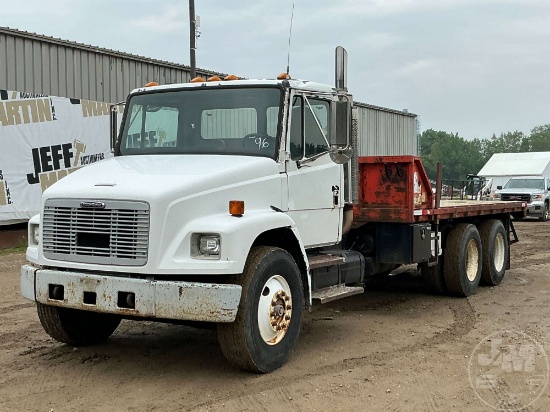 1996 FREIGHTLINER FL80 TANDEM AXLE FLATBED TRUCK VIN: 1FVXJLBB3TL599057