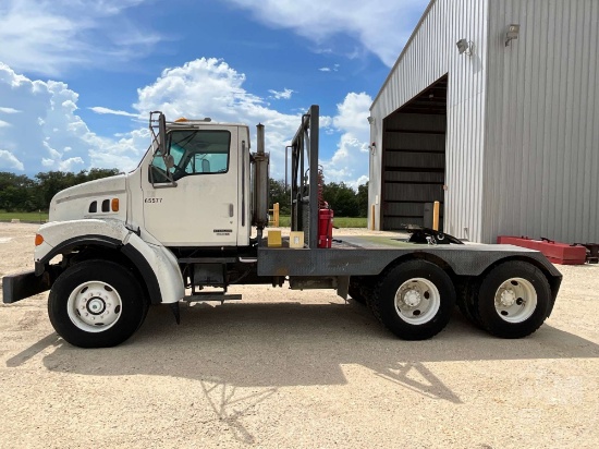 1999 STERLING  L7501 TANDEM AXLE DAY CAB TRUCK TRACTOR VIN: 2FZNRJBB5XAA77628