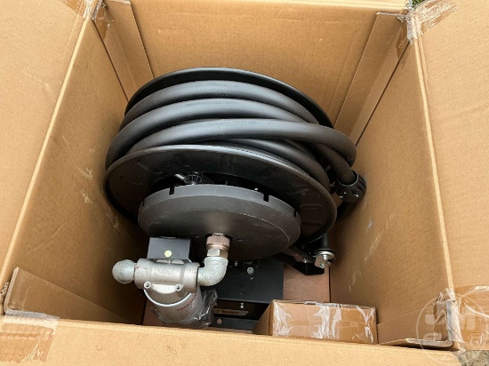 FUEL BOSS 3/4" AUTOMATIC FUEL HOSE REEL