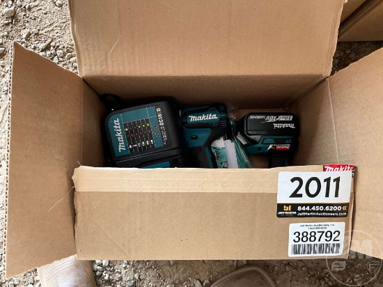 MAKITA XT281S