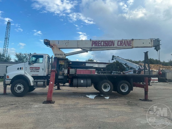 2006 STERLING TRUCK L9500 SERIES STRAIGHT BOOM TRUCK VIN: 2FZHAZCV16AV32823