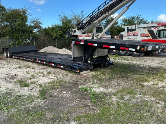 2019 FONTAINE RENEGADE LXL HYDRAULIC RGN LOWBOY TRAILER VIN: 7J34820 0 K357612