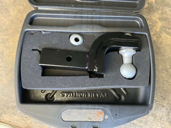 2020 LAND-ROVER HITCH ADAPTER W/ 2”...... BALL & 1 7/8”...... BALL