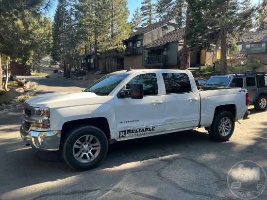 2018 CHEVROLET SILVERADO 1500 LT CREW CAB 4X4 PICKUP VIN: 3GCUKREC6JG367369