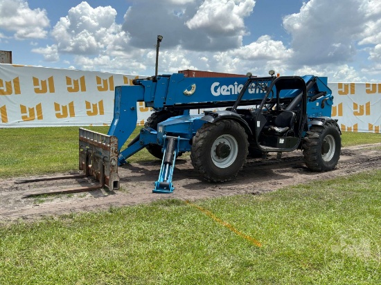 GENIE GTH1056 10000 LB TELESCOPIC FORKLIFT SN: GTH1015E10622
