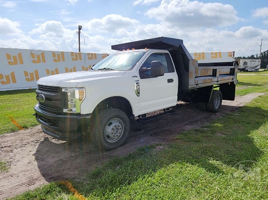 2018 FORD F350 XL SINGLE AXLE DUMP TRUCK VIN: 1FDRF3H61JEC46247