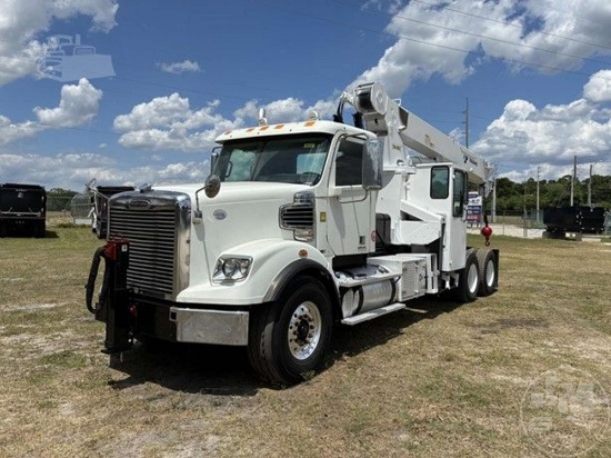 TADANO TM 1882 MOUNTED ON 2012 FREIGHTLINER CORONADO STRAIGHT BOOM TRUCK VIN: 1FVHGNDV8CDBH4819