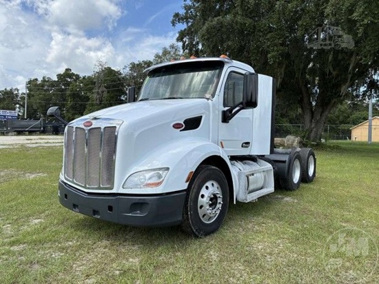 2017 PETERBILT 579 TANDEM AXLE DAY CAB TRUCK TRACTOR VIN: 1XPBDP9X4HD410776