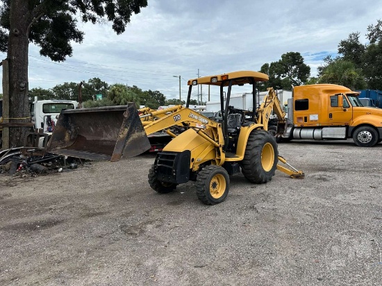 DEERE 110 4X4 LOADER BACKHOE SN: LV0110T411601