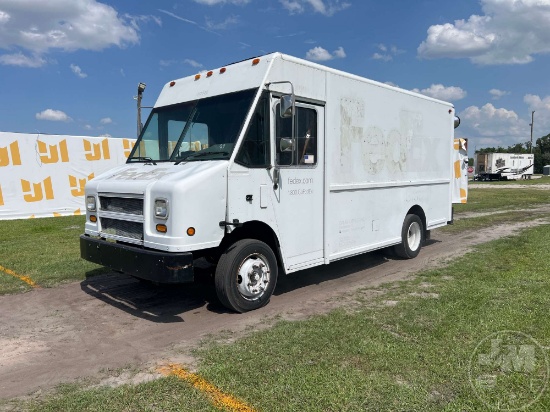 1997 FREIGHTLINER MT45 CHASSIS SINGLE AXLE VAN TRUCK VIN: 4UZA4FF40VC791251