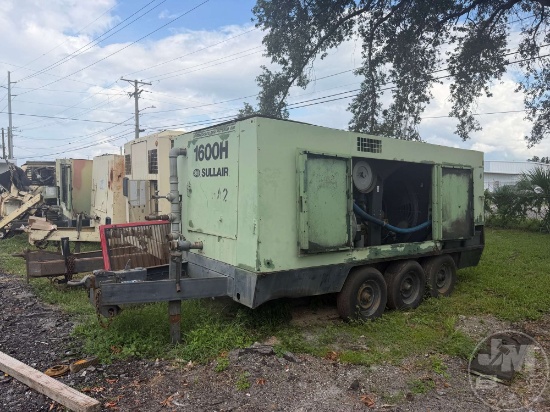 SULLAIR 1600HA TRAILER MOUNTED AIR COMPRESSOR SN: 004-143007