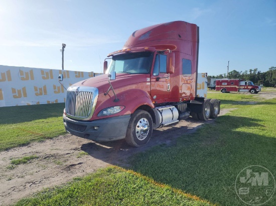 2013 INTERNATIONAL LF687 TANDEM AXLE TRUCK TRACTOR VIN: 3HSDJSJR3DN415325