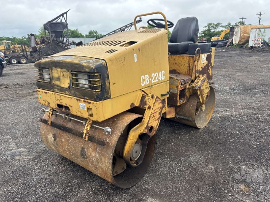 1998 Caterpillar Cb224c Tandem Vibratory Roller Sn: 3al01226