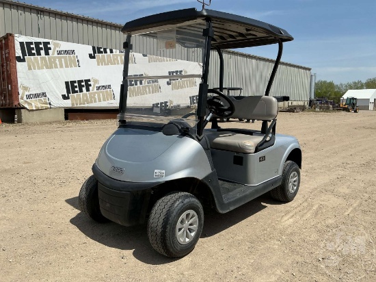 2021 EZ GO RXV EX1 SN: 5609311 2-SEATER GOLF CART