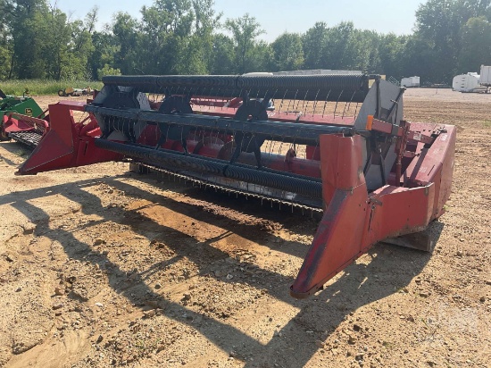 IH 820-15 SN: 1480103U002063 FLEX HEADER