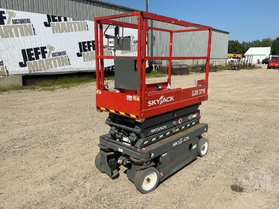 2019 SKYJACK SJIII3219 19’...... SCISSOR LIFT SN: 22127989