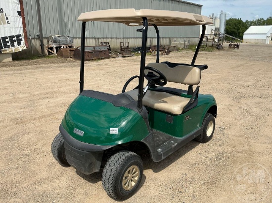 2023 EZ GO RXV EX1 SN: 5695951 2-SEATER GOLF CART
