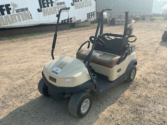 CLUB CAR TEMPO SN: AN2014-061677 2-SEATER GOLF CART