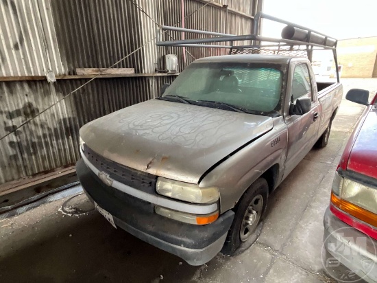 2002 CHEVROLET SILVERADO 1500 2WD PICKUP VIN: 1GCEC14W02Z166440
