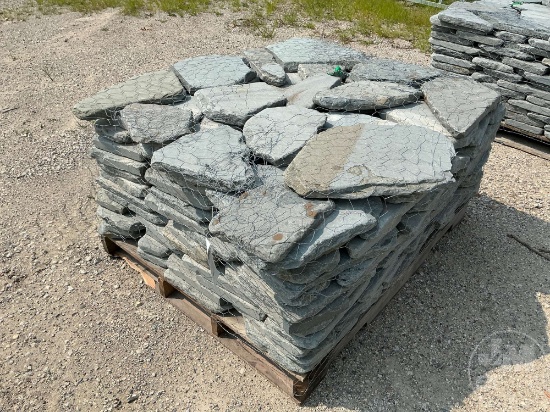 PALLET OF PENNSYLVANIA BLUE STONE PAVERS