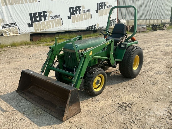 1996 JOHN DEERE 955 4X4 TRACTOR W/ LOADER SN: LV0955E191064